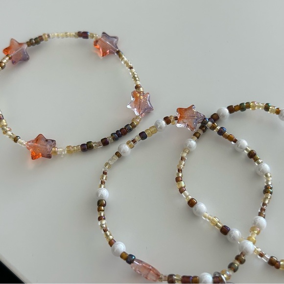 Cute Beaded Stretch Bracelet Stack Set - New - Picture 5 of 11